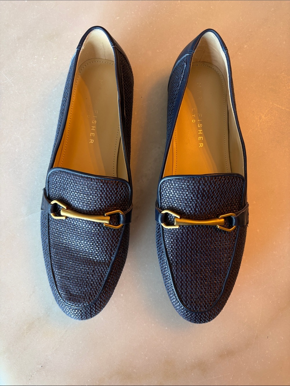EUC Marc Fisher Navy Textured Leather Loafers Daeman Bleek size 9